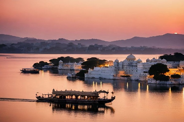 jaisalmer to udaipur cabs